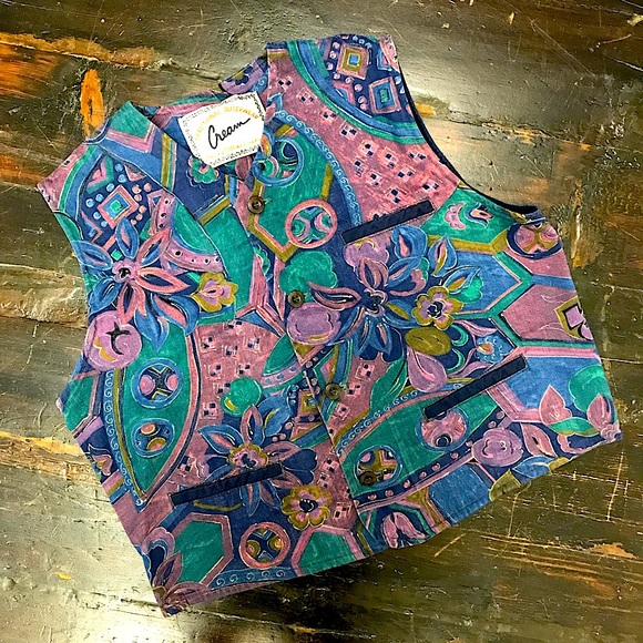 Vintage Patterned Skirt & Vest Set - Picture 2 of 14